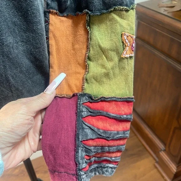 Rising International Boho Patchwork Long Sleeve Top Cotton Nepal M Distressed - Picture 6 of 10